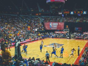 世俱杯直播-亚特兰大老鹰在2021年季后赛中进攻效率为何领跑联盟